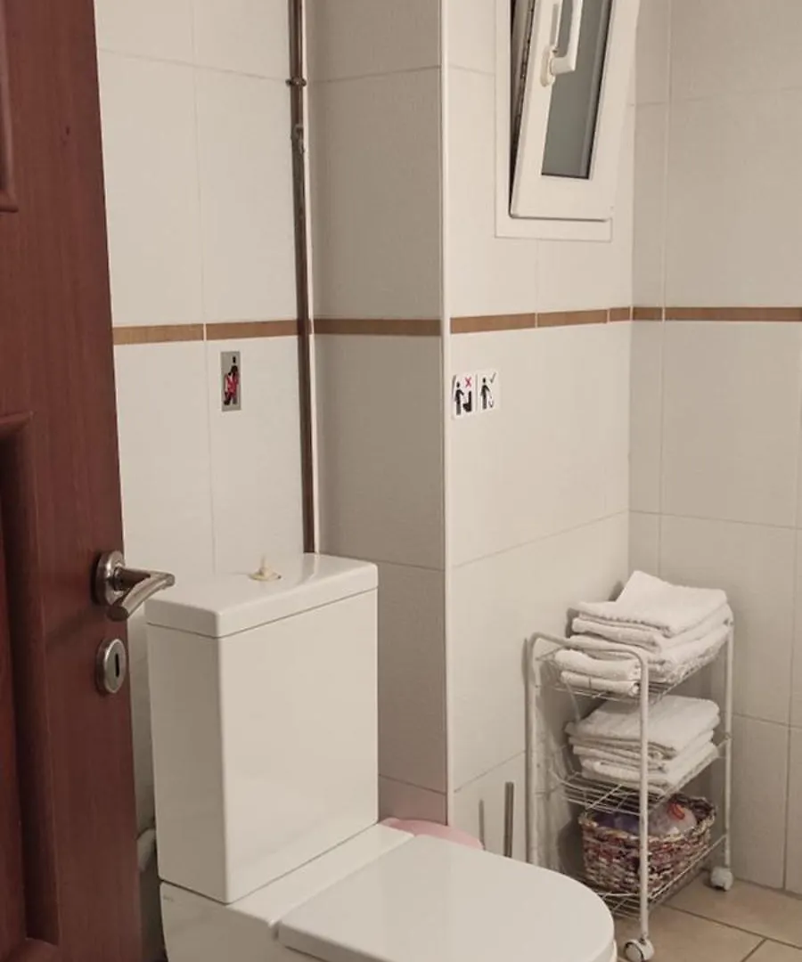 Elegant Luminous Downtown Apartment Thessaloniki